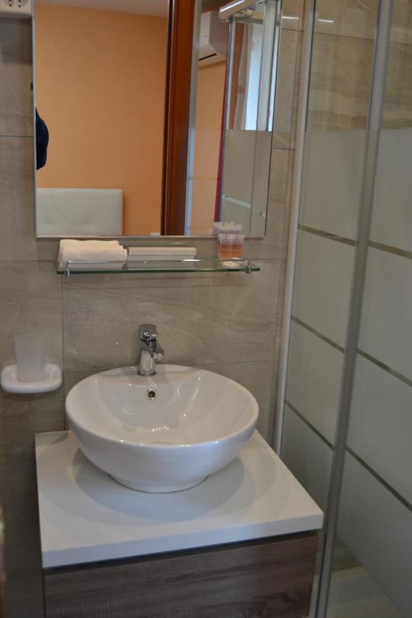Casa Yoghi Ξενοδοχείο Cadenazzo Εξωτερικό φωτογραφία